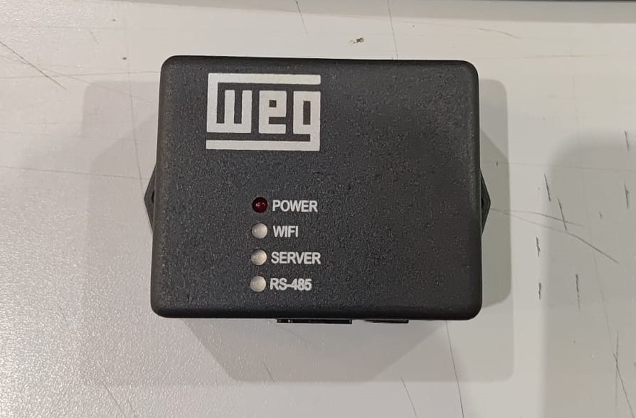 ED100 — DO PRIMEIRO BLINK A UMA PLATAFORMA DE EXPERIMENTAÇÃO
